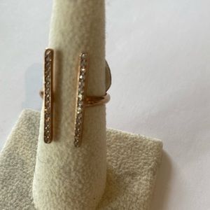 Gold plated double bar crystals ring